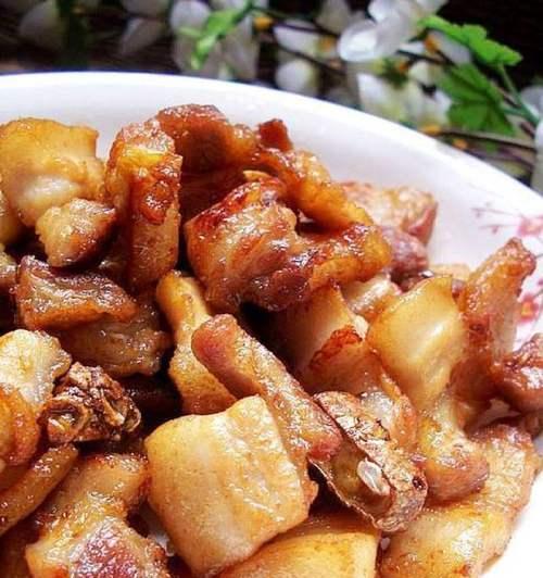 鲜香魷魚炆腩肉（传统家常美食，口感丰富多样）-第3张图片-美味行家