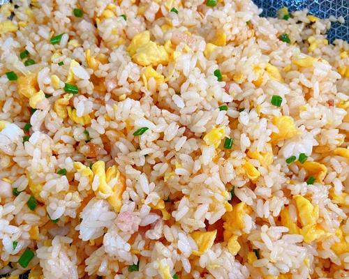 家常菜系列——随便炒饭（快手美食任你配）-第3张图片-美味行家