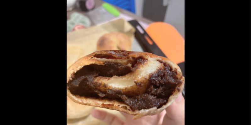如何制作美味的椰香红豆沙-第1张图片-美味行家