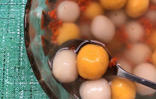 双色糯米团子，口感鲜美，营养丰富（一步步教你做双色糯米团子，精致可口，让你爱不释口）-第2张图片-美味行家