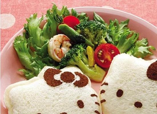 阳光Kitty饭团的制作方法（美味又可爱的午餐选择）-第3张图片-美味行家