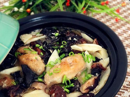 山药香菇木耳汤的营养与做法（一道营养丰富的汤品——山药香菇木耳汤）-第2张图片-美味行家