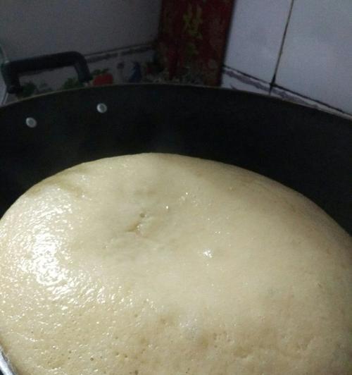 甜层层糕的制作方法（一步步教你做出口感绵软的美味糕点）-第2张图片-美味行家