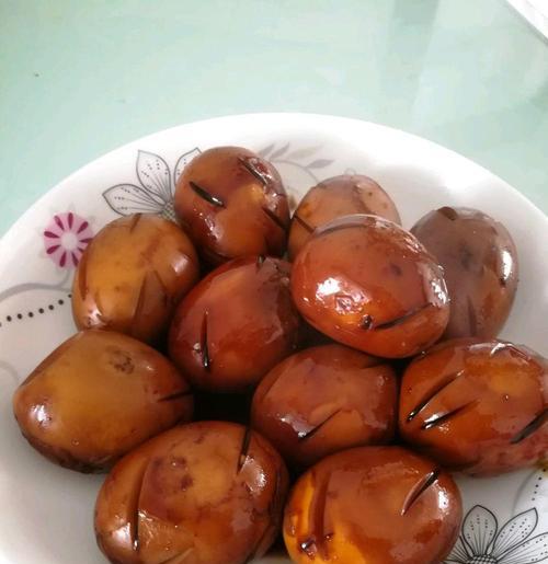 以瑞士汁卤蛋为主材，一饱口福（瑞士汁卤蛋，卤出口感与鲜香）-第3张图片-美味行家