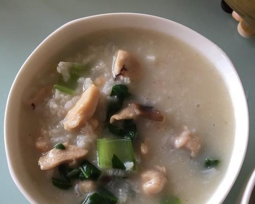 教你做出美味的香菇鸡丝粥（营养美味，家常早餐必备）-第2张图片-美味行家