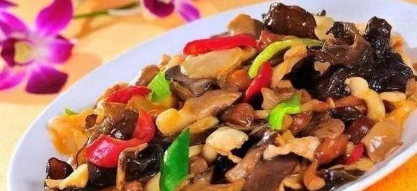 山药熬茄子，美味又健康（一道营养丰富的家常菜）-第3张图片-美味行家