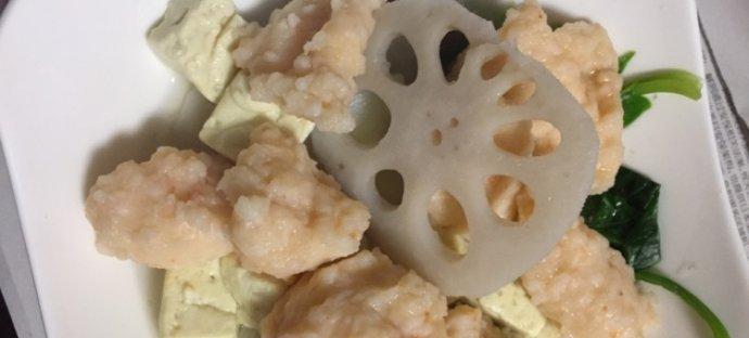 手把手教你做美味虾滑（用新鲜虾仁做出鲜美滑嫩的虾滑，让你的味蕾尽情享受）-第2张图片-美味行家