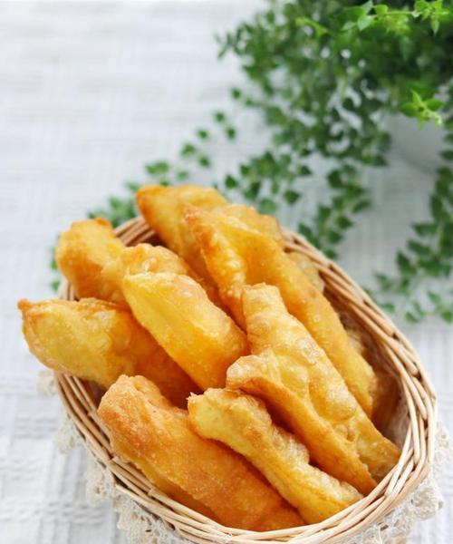 香酥盖面的做法（让你炸出超脆口感的秘密/香酥盖面的制作步骤详解）-第2张图片-美味行家