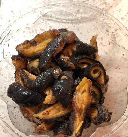 美味肉肠烧海参，一口咬下独特的香味（教你如何烹制口感极佳的肉肠烧海参）-第2张图片-美味行家