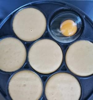 用松饼粉做美味早餐（轻松制作可口的松饼，开启美好一天）-第1张图片-美味行家
