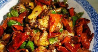 学做三椒辣子鸡，辣味十足美味可口（一份来自四川的正宗美食）-第3张图片-美味行家