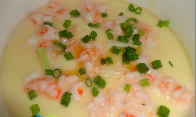 家常美食——鲜虾黄金羹（妙手烹出的滋味佳肴，让人垂涎欲滴）-第3张图片-美味行家
