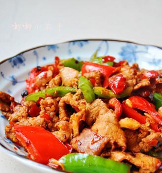 美味小炒花肉，一道下饭好菜（用心烹制，每一口都是满足）-第2张图片-美味行家