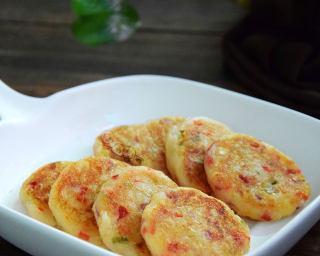 香煎土豆胡萝卜的做法（以健康为主，美味为辅的家常菜）-第2张图片-美味行家