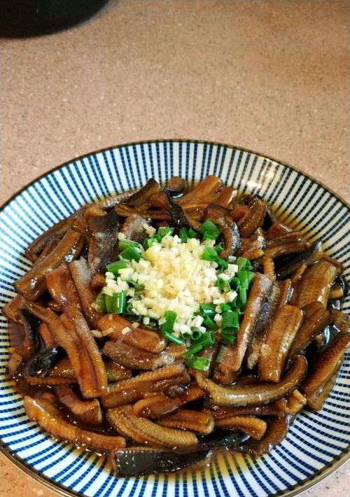 熟食蟮丝，美味可口的江南特色美食（一种独特的手工制作美食，从传统到现代，让你的味蕾尽享美味）-第3张图片-美味行家