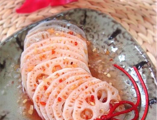 甜蜜粉藕的制作方法（品尝口感鲜美的甜蜜粉藕，轻松做法大揭秘）-第1张图片-美味行家