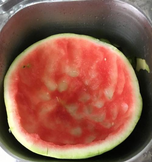西瓜美食大全（用西瓜打造多种美味食物）-第3张图片-美味行家