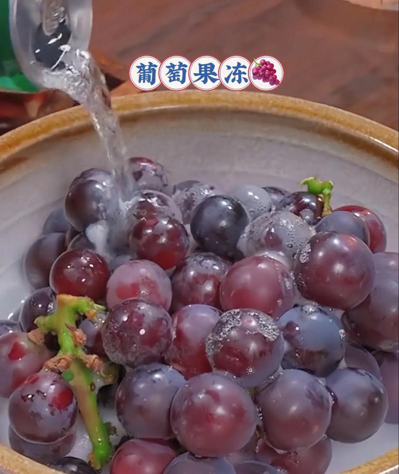 手工水果果冻的制作方法（用新鲜水果做出美味可口的果冻）-第1张图片-美味行家
