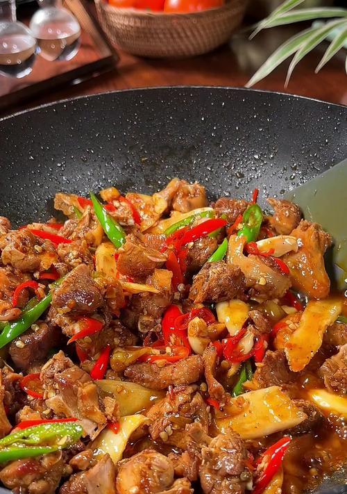 怎样做出美味的生炒鸭？（以传统技法传承美食文化，享受鸭肉的独特风味。）-第2张图片-美味行家