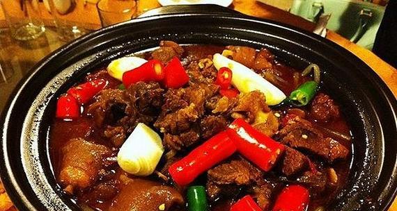 享受美食，炖出美味——以鲜桂圆炖羊排的做法（颠覆口感，美味加倍！/丰富口感，营养满满！）-第2张图片-美味行家