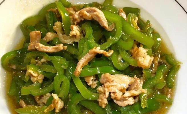 以榨菜青椒肉丝，快乐自制美味！（开启健康饮食新旅程）-第1张图片-美味行家