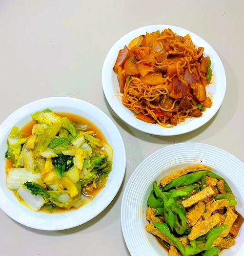 学会这道小白菜炒豆筋，让你在厨房也能大展身手！（美味又健康的素菜佳肴，）-第1张图片-美味行家