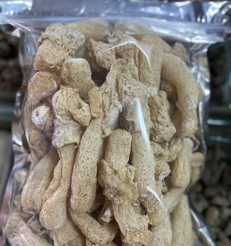 竹荪豆腐卷的制作方法（营养美味的自制卷菜）-第1张图片-美味行家
