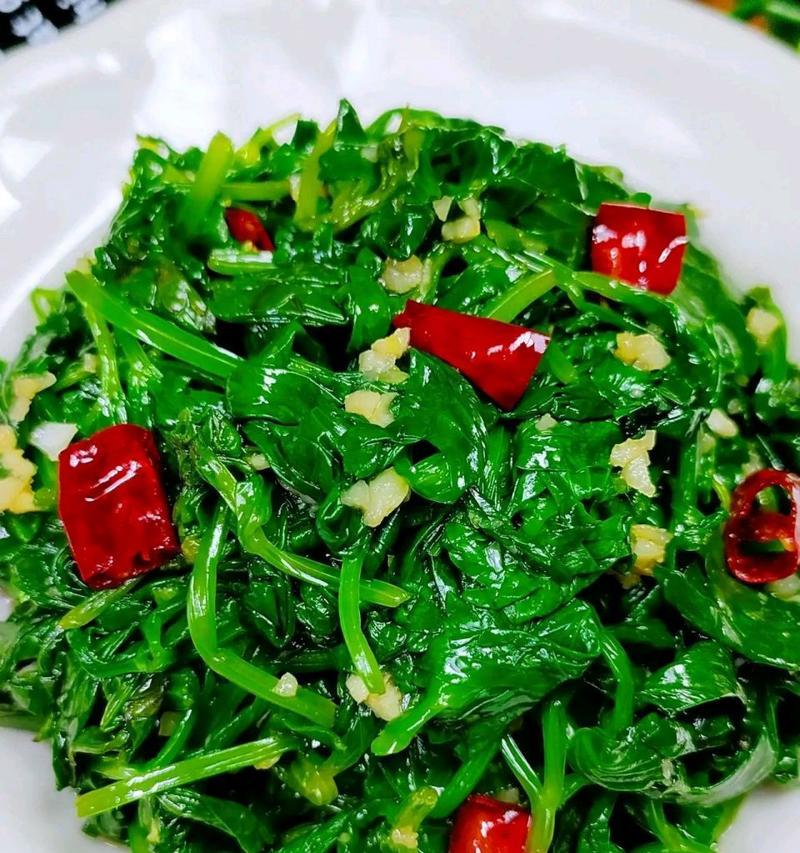 美味油炸芹菜叶（用芹菜叶做出酥脆美味，营养不浪费）-第3张图片-美味行家