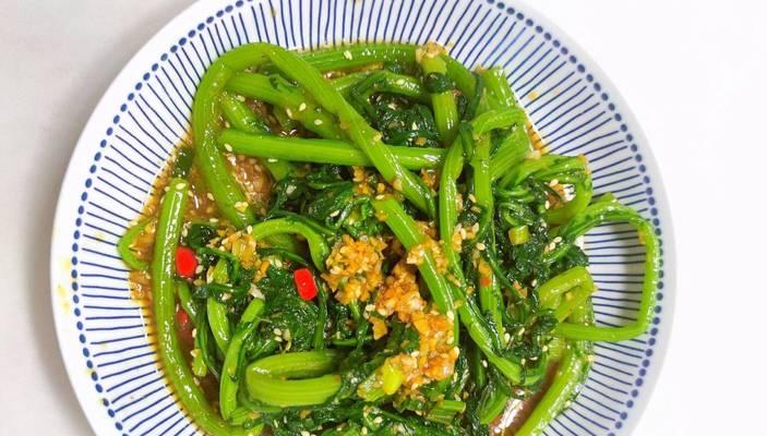 美食制作（健康美味的素菜佳肴，让你爱上翠茼蒿）-第2张图片-美味行家