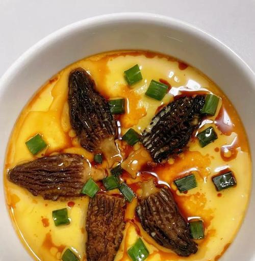 美味鱿鱼蒸蛋的制作方法（口感丰富的蒸蛋菜肴，以鱿鱼为主要食材）-第1张图片-美味行家