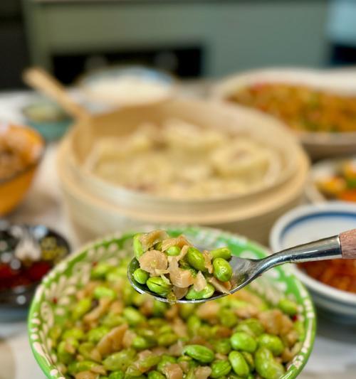 榨菜干子毛豆炒肉丝，美味可口健康营养-第1张图片-美味行家