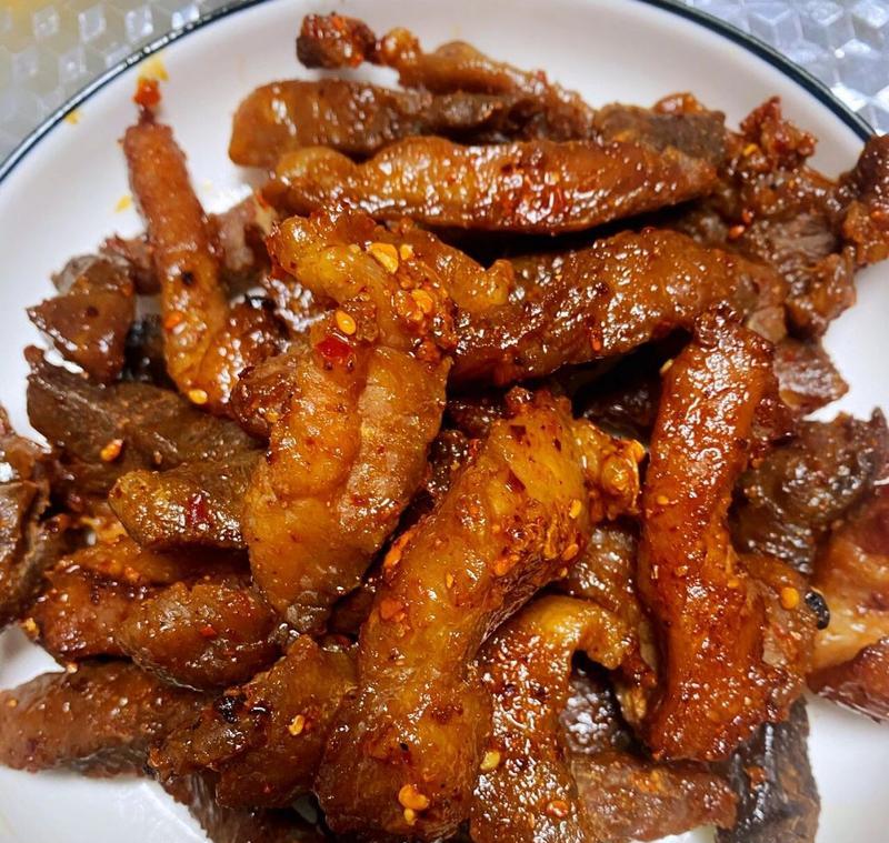美味猪肉干的制作方法（口感鲜美、营养丰富的猪肉干制作技巧）-第1张图片-美味行家