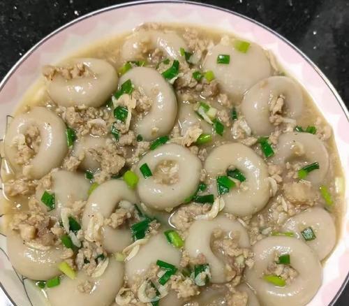 鲜嫩无比——瘦肉珠子粉的制作方法（做出口感Q弹、味道鲜美的瘦肉珠子粉，必须掌握的关键技巧）-第3张图片-美味行家