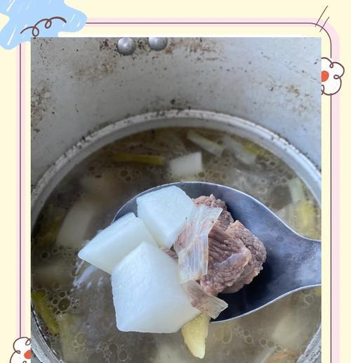 以蔬果清炖牛肉汤，营养美味又健康（15个小技巧，让你做出口感鲜美的清炖牛肉汤）-第3张图片-美味行家