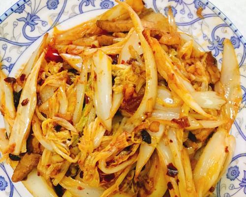 家常美食大赏——娃娃菜炒木耳（健康营养，味道鲜美，让你爱上做饭）-第3张图片-美味行家