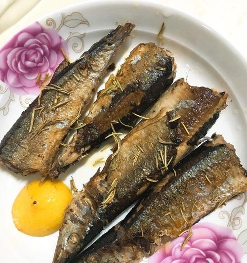 清爽美味，做香葱柠檬秋刀鱼的正确姿势-第2张图片-美味行家