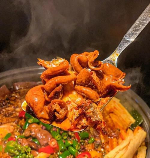 双味炸肥肠，诱惑你的味蕾（精选食材，制作健康美食）-第1张图片-美味行家
