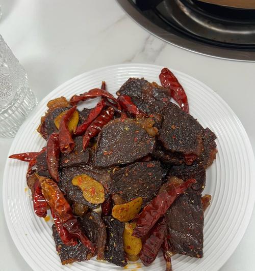 一清二白椒盐烤豆腐的做法（清爽口感，美味可口）-第1张图片-美味行家