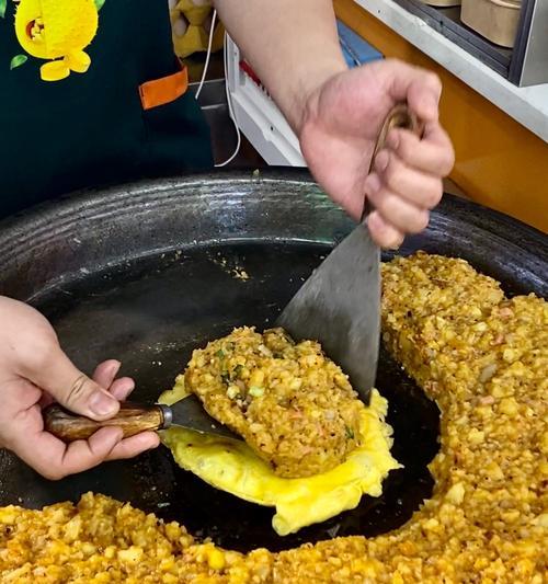 包菜焖土豆，营养又美味（家庭美食/菜谱/土豆美食）-第2张图片-美味行家