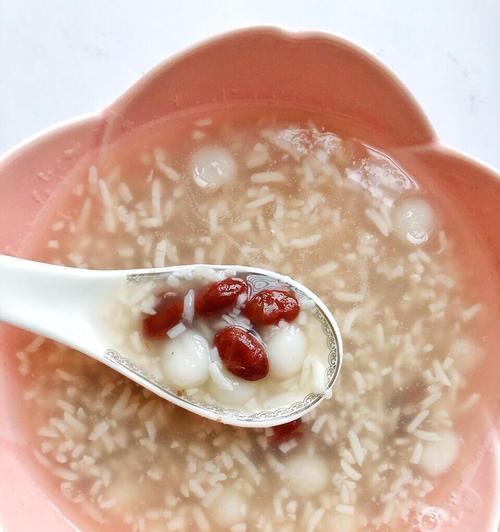 自制豆沙汤圆，美味可口（传统食品，口感鲜美，制作简便，甜蜜健康）-第2张图片-美味行家