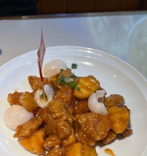 鲜虾酿豆腐的家常做法（口感细腻，营养丰富，轻松入厨房）-第3张图片-美味行家