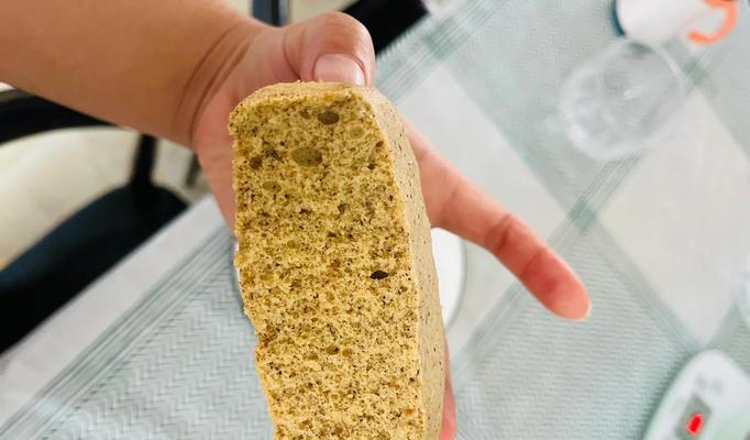 手把手教你制作美味宝宝枣糕（一口咬下去，让你的宝宝爱上这款美食）-第2张图片-美味行家
