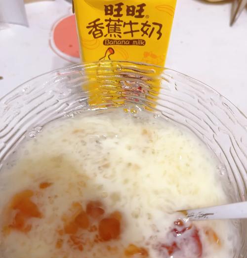 桃胶小米汤的做法（家庭营养靓汤）-第3张图片-美味行家