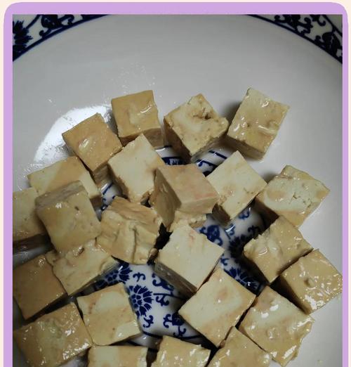 自制豆腐乳的简易做法（健康无添加，口感鲜美）-第2张图片-美味行家