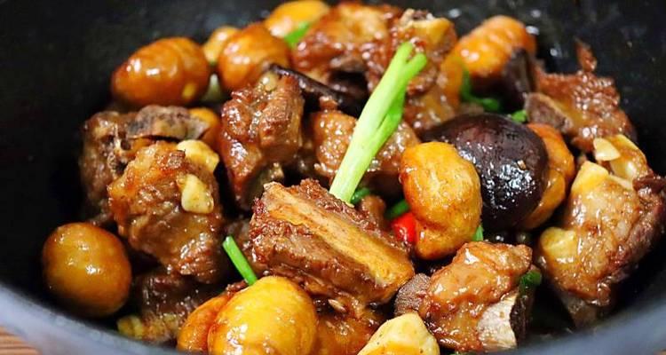 家常美食——香菇栗子鸡的做法（做法简单，营养丰富，家庭美味不容错过！）-第2张图片-美味行家