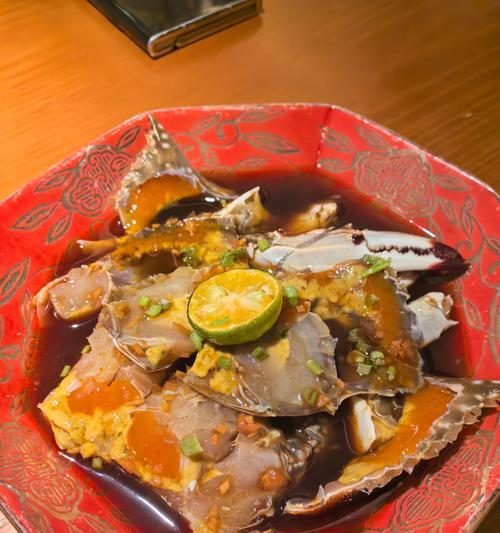 咸蛋茄子虾仁煲的烹饪技巧（做出鲜美可口的家常美食，）-第2张图片-美味行家