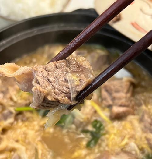 美食制作——酸菜排骨（一道美味鲜香的家常菜）-第2张图片-美味行家