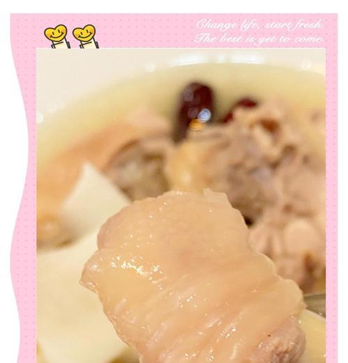 鲜榨椰汁的制作方法（享受健康、美味的椰子汁饮品）-第2张图片-美味行家