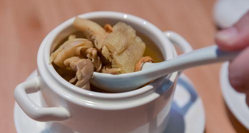 学会制作美味营养的乳酪南瓜子饺（简单易学，健康好味，秋季必备美食）-第1张图片-美味行家