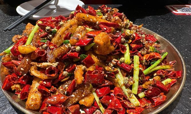 美味的鱼香烘蛋饺（教你如何做口感鲜美的鱼香烘蛋饺）-第2张图片-美味行家